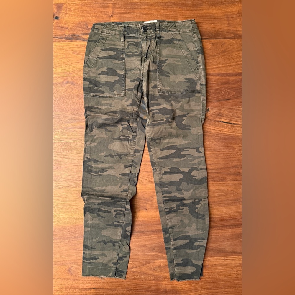 Sanctuary cargo camo pants